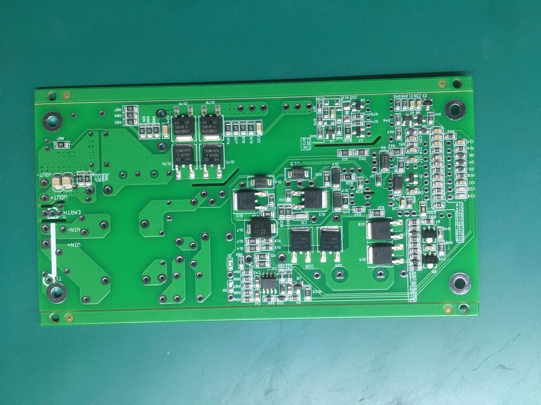 Assemblaggio di PCB a superficie RF4 per la produzione di circuiti stampati SMT