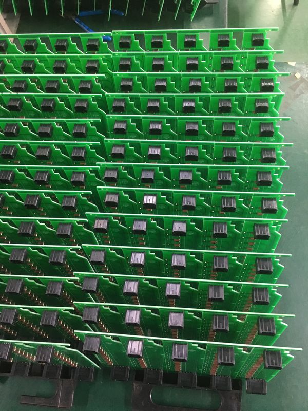 Comunicazione professionale Assemblaggio PCB a più strati con materiale FR4 e spessore 0,4 mm-3 mm