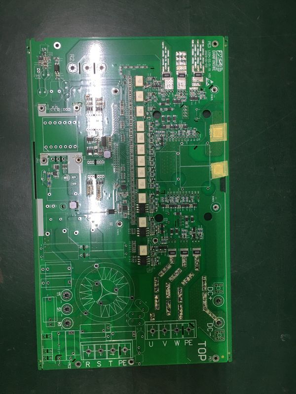 Servizi professionali di assemblaggio di PCB con LW/LS min. 0,05 mm e spessore 0,4 mm-3 mm