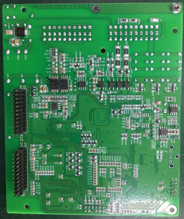 Assemblaggio di PCB per autoveicoli con montaggio superficiale SMT Through-Hole DIP e opzioni SMT Through-Hole di tecnologia mista