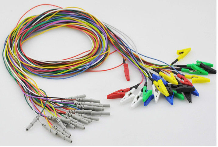 Assemblaggio di imbracatura di cavo con AWG26 Tensione di prova 1000 V Resistenza del cerchio 280 mOhm/m