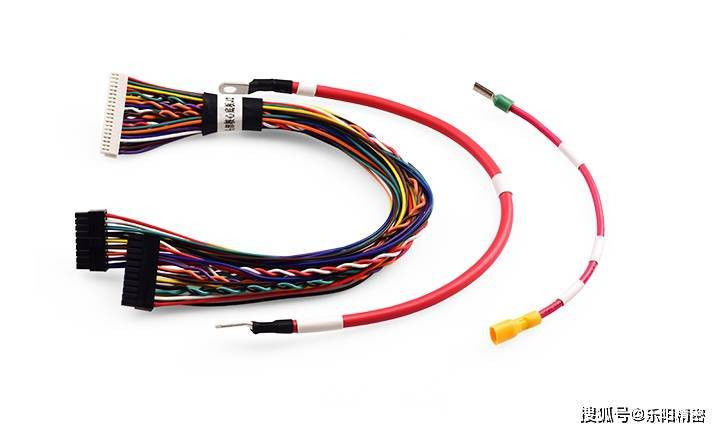 Assemblaggio di imbracatura del cavo TE con AWG26 AWG28 Tensione di prova 1000 V Resistenza del cerchio 280 mOhm