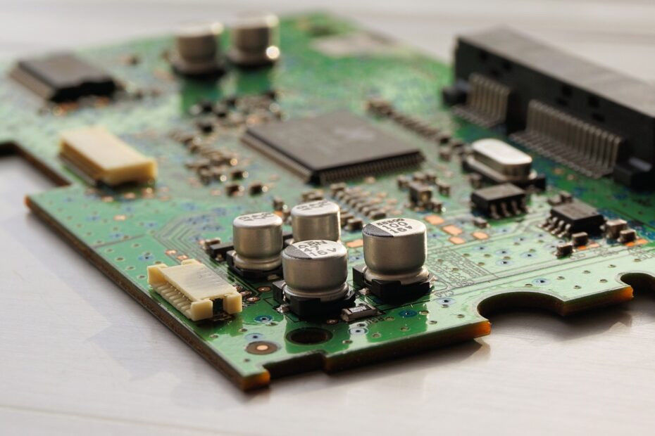 Assemblea elettronica di energia avanzata PCB PCBA con 2-4-6 strati e maschera di saldatura nera