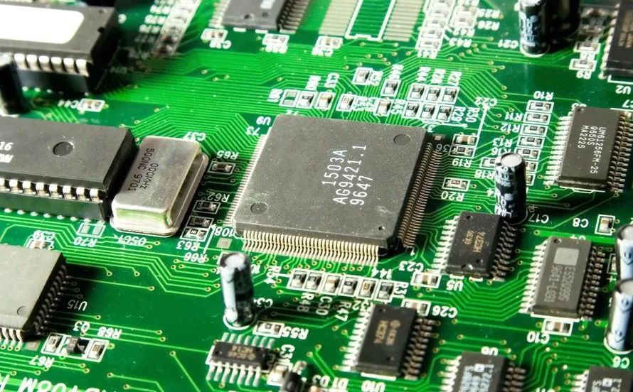Cambogia e Cina Assemblaggio di schede PCB Nuove attrezzature per l'energia PCBA 1-30Layer FR4 TG170
