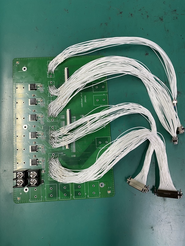 LGA EMS PCBA, compreso il riempimento di fori a laser, che garantisce processi di assemblaggio di schede di circuiti durevoli da 1200 a 400 mm