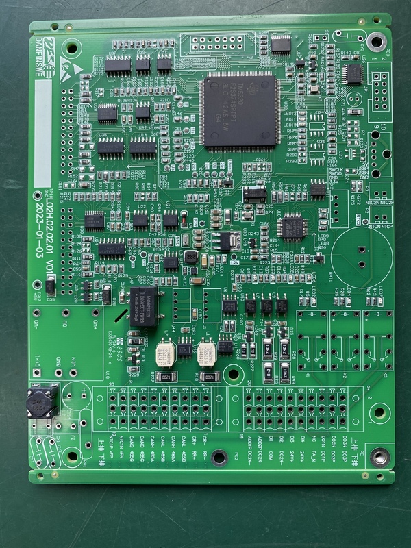 Maschera di saldatura bianca Assemblea PCB di protezione della potenza con spessore di 1,6 mm e certificazione Rohs