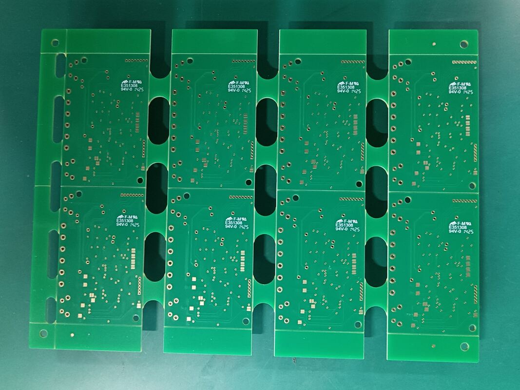Assemblaggio completo di PCB chiavi in mano con finitura superficiale ENIG, strati 1L-32L e conformità RoHS per dispositivi elettronici