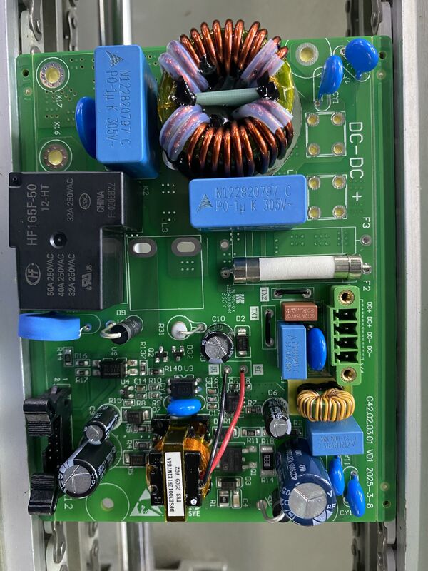 Apparecchiature di protezione da sovratensione con finitura superficiale HASL senza piombo con controllo dell'impedenza, che garantiscono durata e gestione delle sovratensioni elettriche