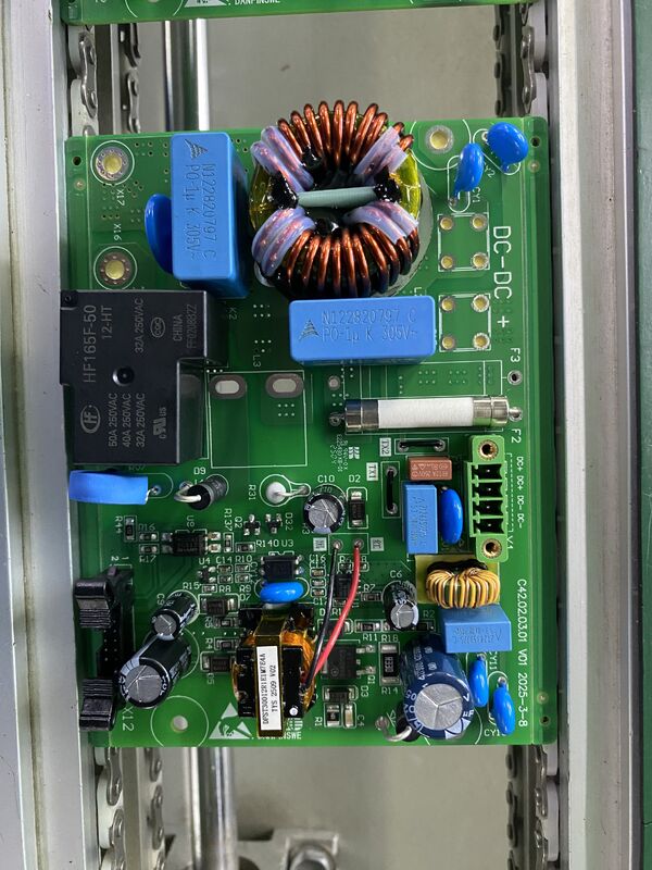 Apparecchiature di protezione da sovratensione con finitura superficiale HASL senza piombo con controllo dell'impedenza, che garantiscono durata e gestione delle sovratensioni elettriche