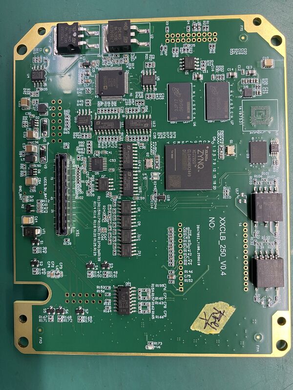 Assemblaggio PCB di comunicazione con dimensioni personalizzate, sistema ROHS e finitura superficiale HASL senza piombo per soluzioni di comunicazione