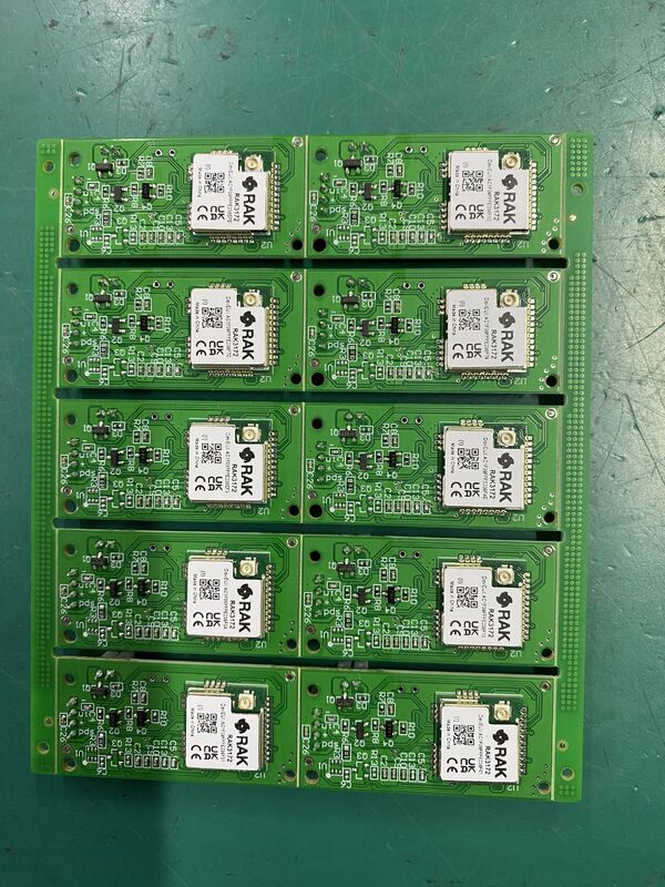 Assemblaggio PCB EMS a tecnologia mista che fornisce schede a circuito stampato elettroniche avanzate per applicazioni complesse