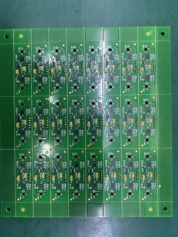 Assemblaggio PCB EMS a tecnologia mista che fornisce schede a circuito stampato elettroniche avanzate per applicazioni complesse