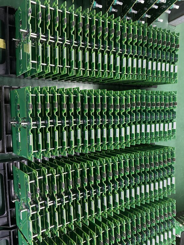 Assemblaggio PCB industriale in rame da 4OZ Personalizzato Sì Soluzioni per applicazioni elettroniche complesse e circuiti stampati durevoli